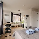 Short Apartment