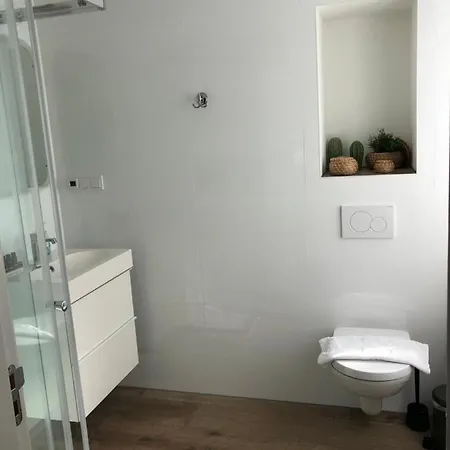 Short Appartement *