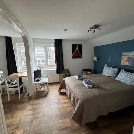 Short زاندفورت